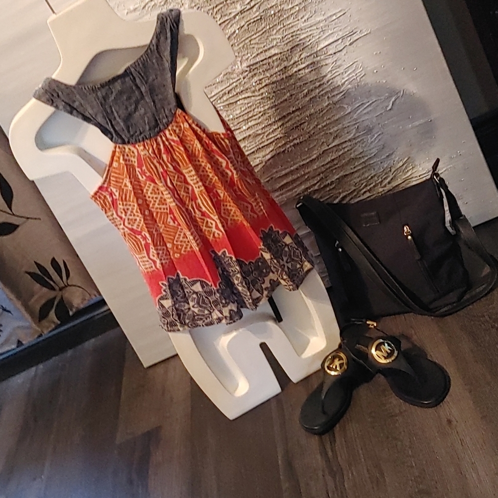 Tank Tops - Picture 2 of 2